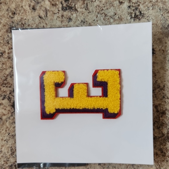 Rowing blazer 'E' patch - Picture 1 of 2